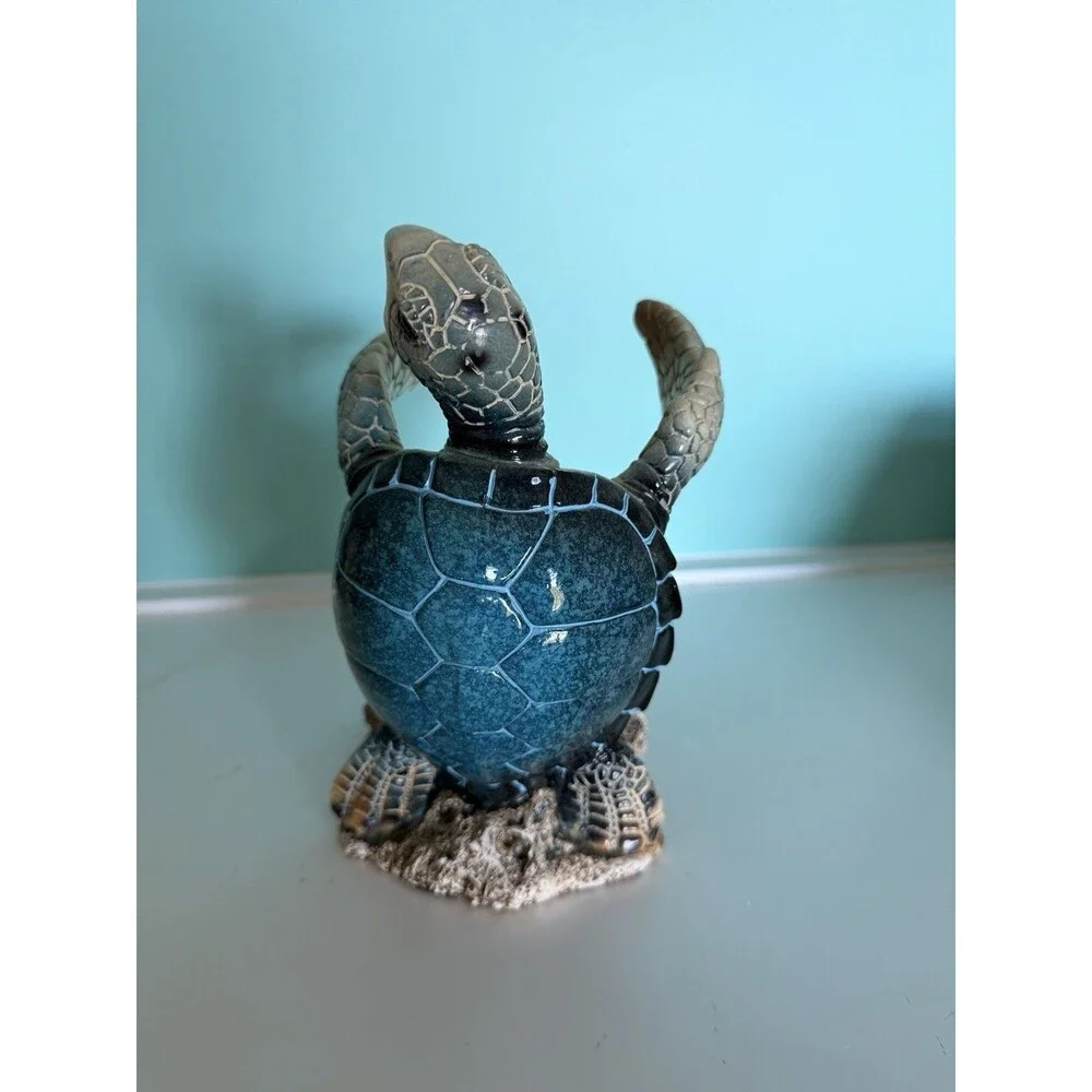 Sea Turtle Wine Bottle Holder Decorative Resin Figurine Coastal Bar Decor Green